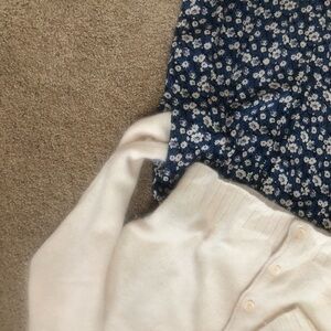 Coldwater Creek Navy and Cream soft flowy skirt w pockets.angora sweater inc